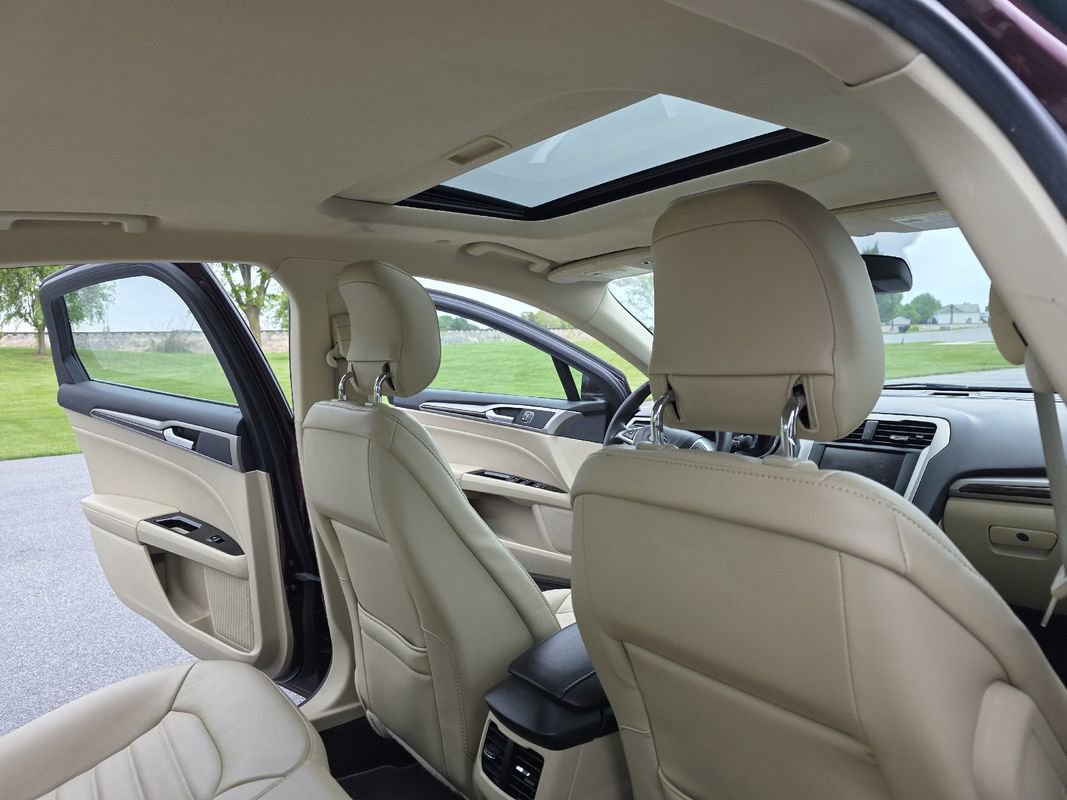 Used 2013 Ford Fusion SE FWD image 15