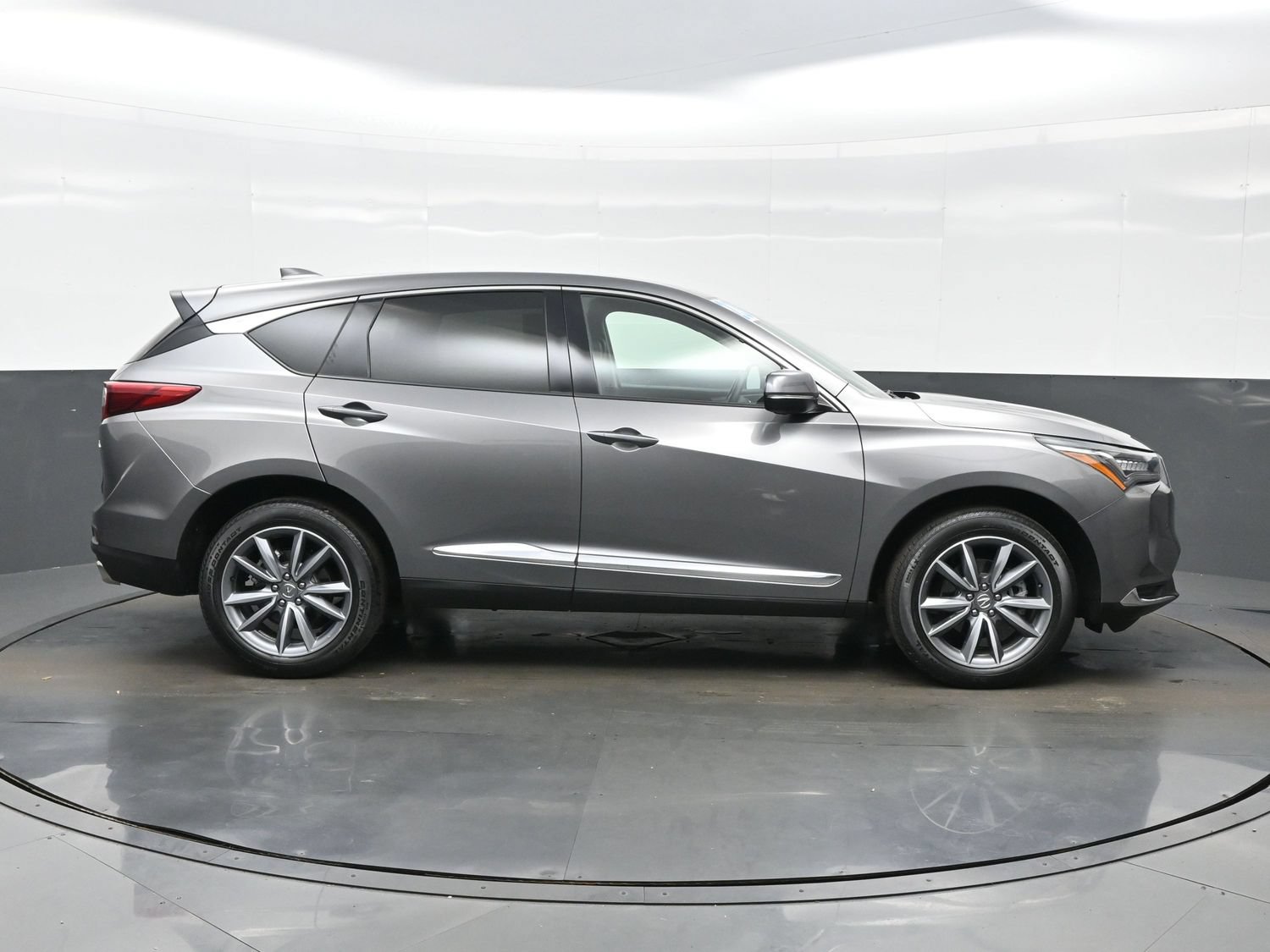 Used 2023 Acura RDX w/ Technology Package FWD image 10