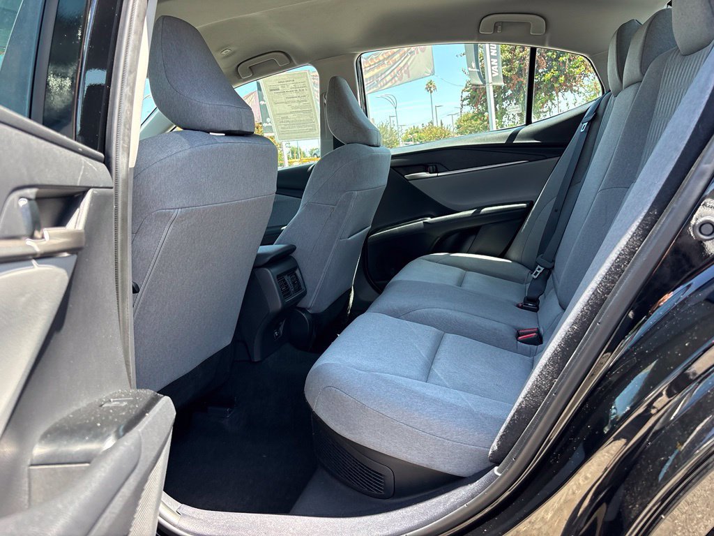 Used 2025 Toyota Camry LE FWD image 17