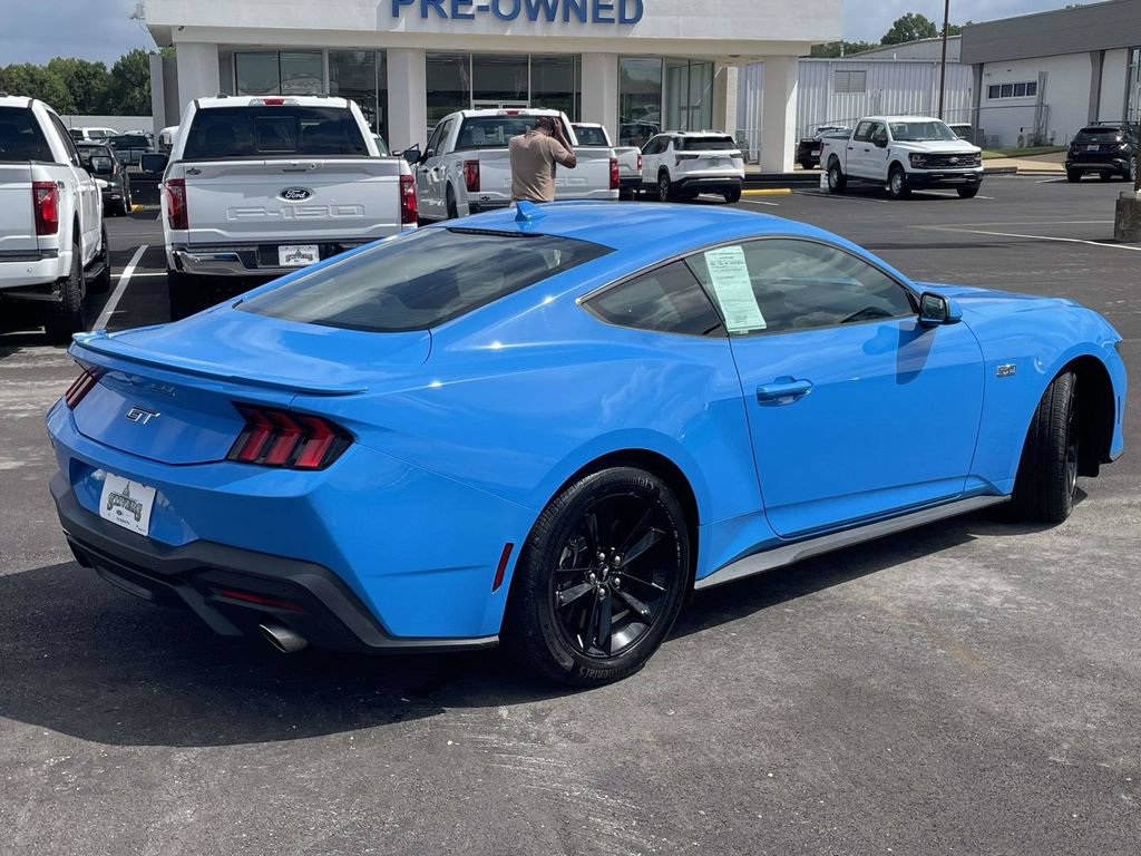 Certified 2025 Ford Mustang GT RWD image 3