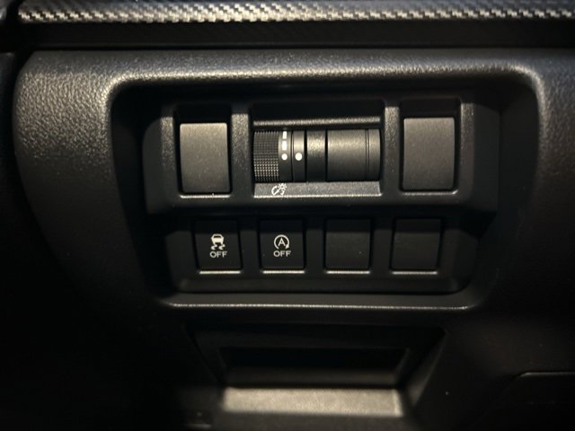 Used 2023 Subaru Crosstrek 2.0i image 16