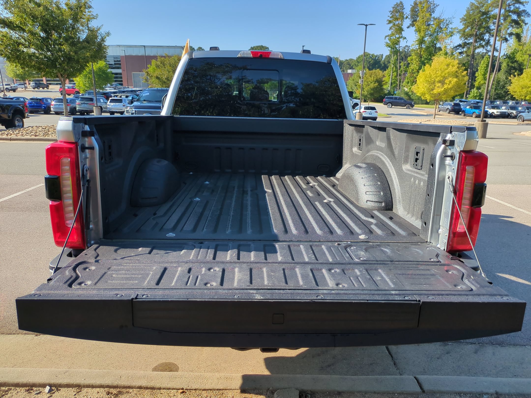 Certified 2024 Ford F250 XL w/ STX Appearance Package AWD/4WD image 31