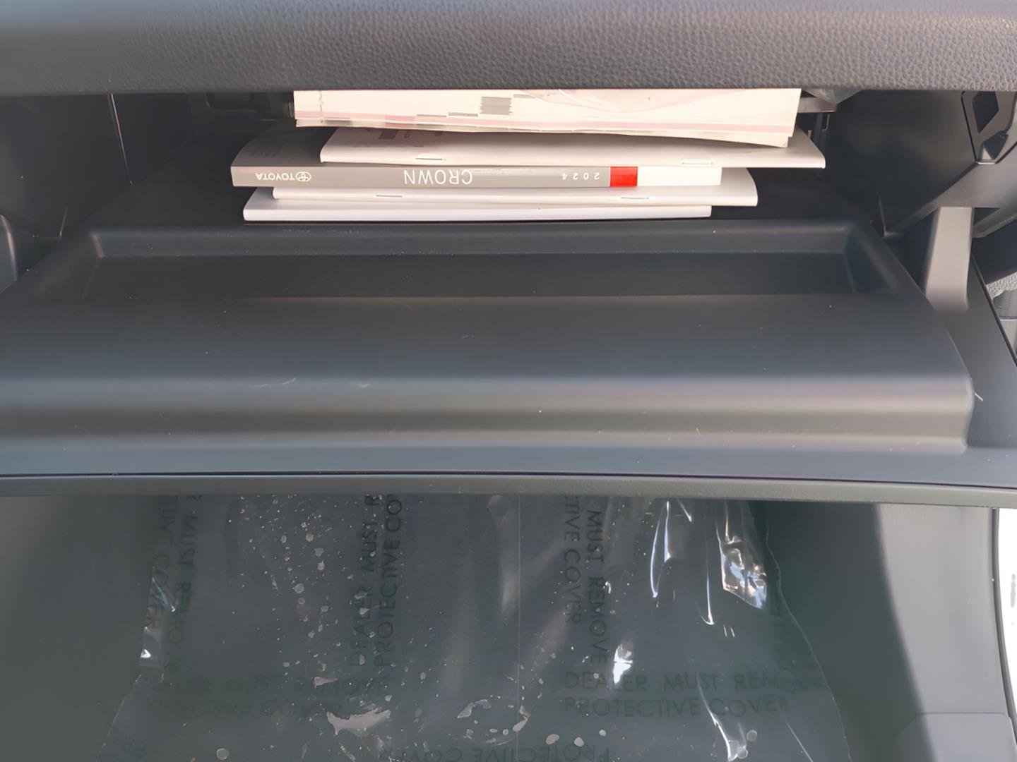 Used 2024 Toyota Crown Limited image 12