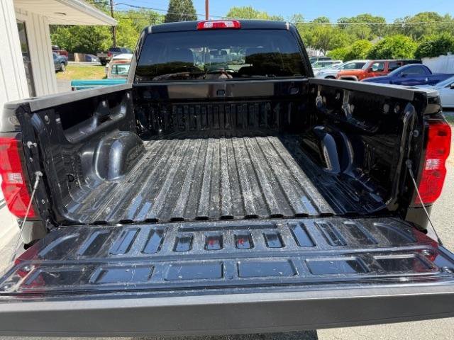 Used 2018 Chevrolet Silverado 1500 LT w/ All Star Edition AWD/4WD image 5