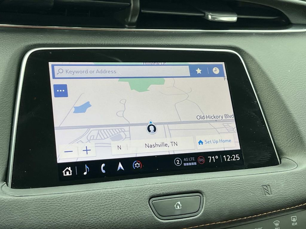 Used 2021 Cadillac XT4 Premium Luxury image 34