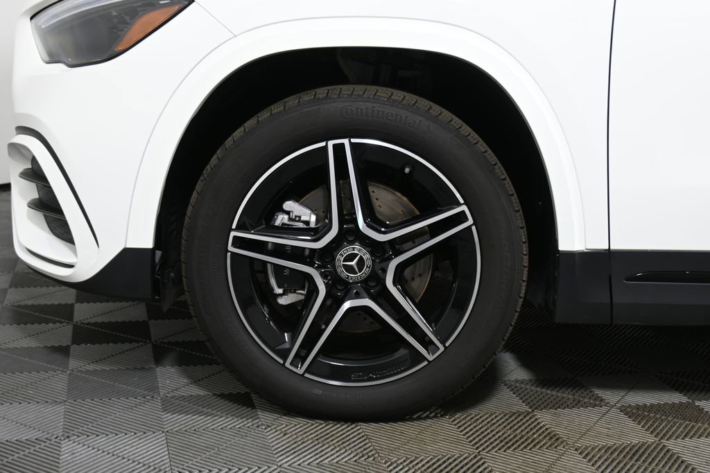 Certified 2026 Mercedes-Benz GLA 250 4MATIC image 11