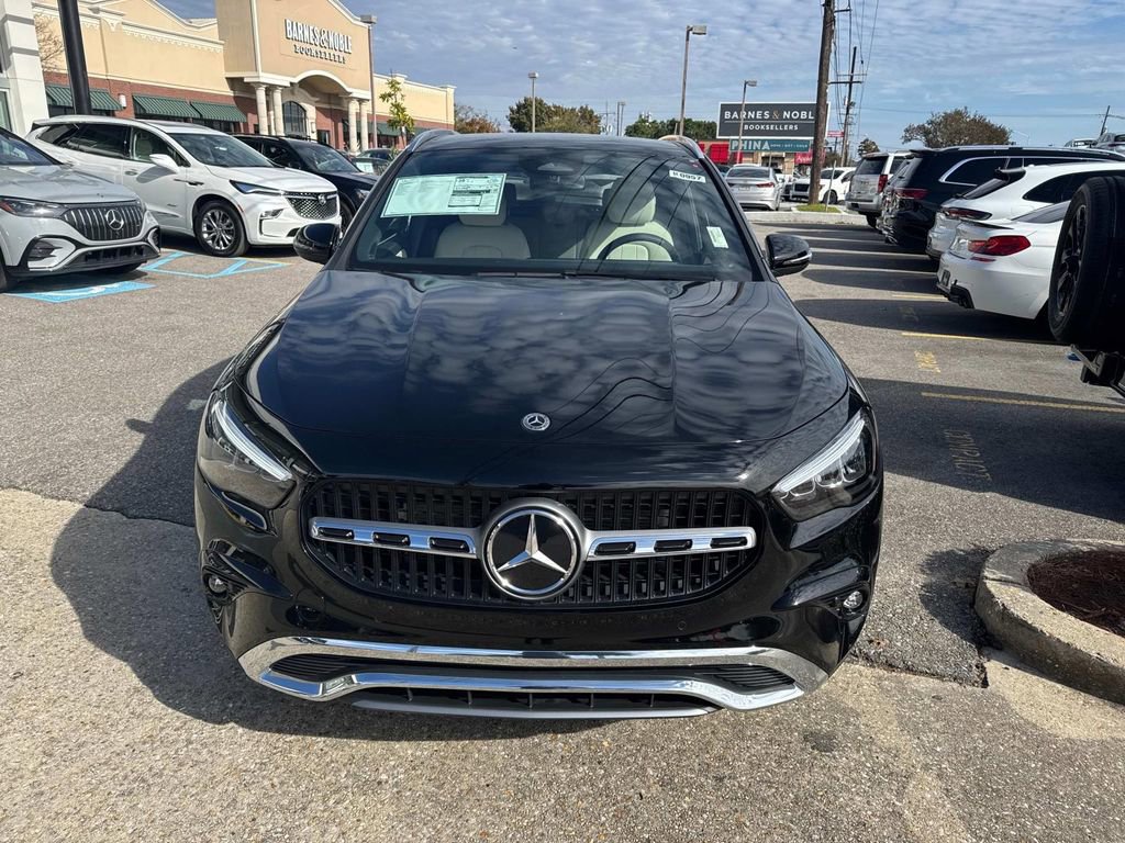 Used 2025 Mercedes-Benz GLA 250 image 2