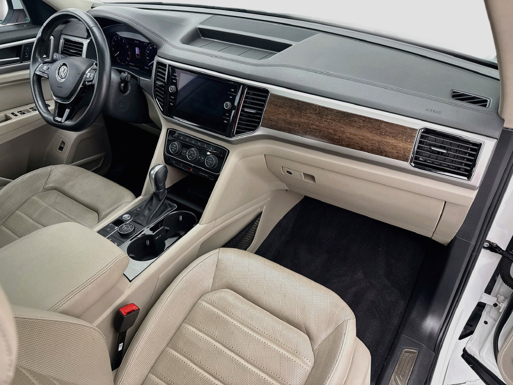 Used 2018 Volkswagen Atlas SEL Premium AWD/4WD image 16