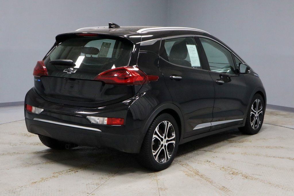 Used 2020 Chevrolet Bolt Premier w/ Infotainment Package image 11