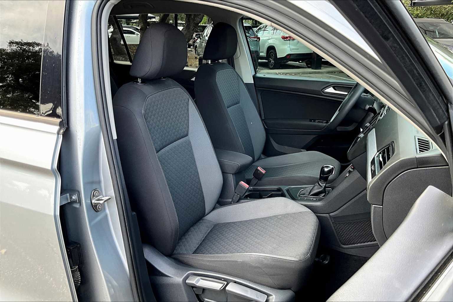 Used 2019 Volkswagen Tiguan S w/ Driver Assistance Package image 7