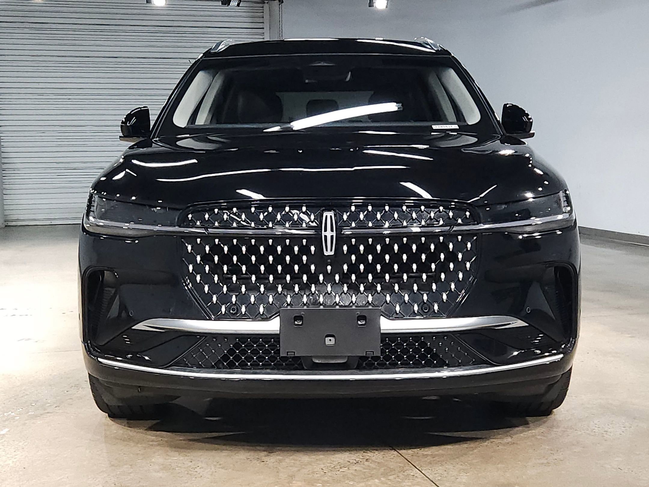 Used 2024 Lincoln Nautilus Reserve image 2