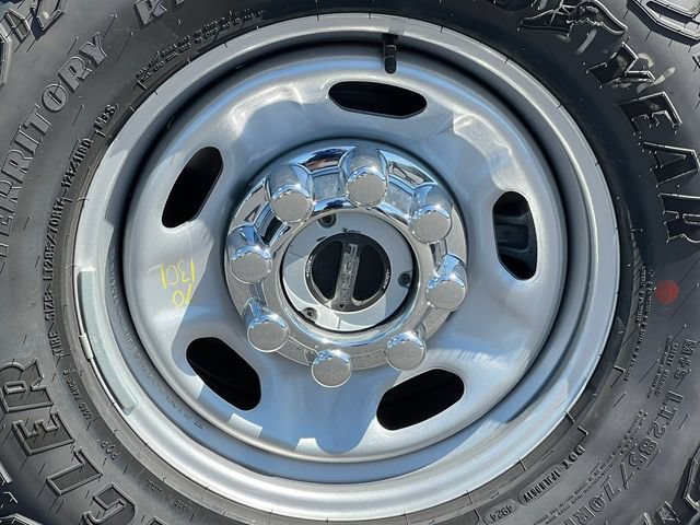 New 2025 Ford F250 XL w/ 360-Degree Camera Package AWD/4WD image 13