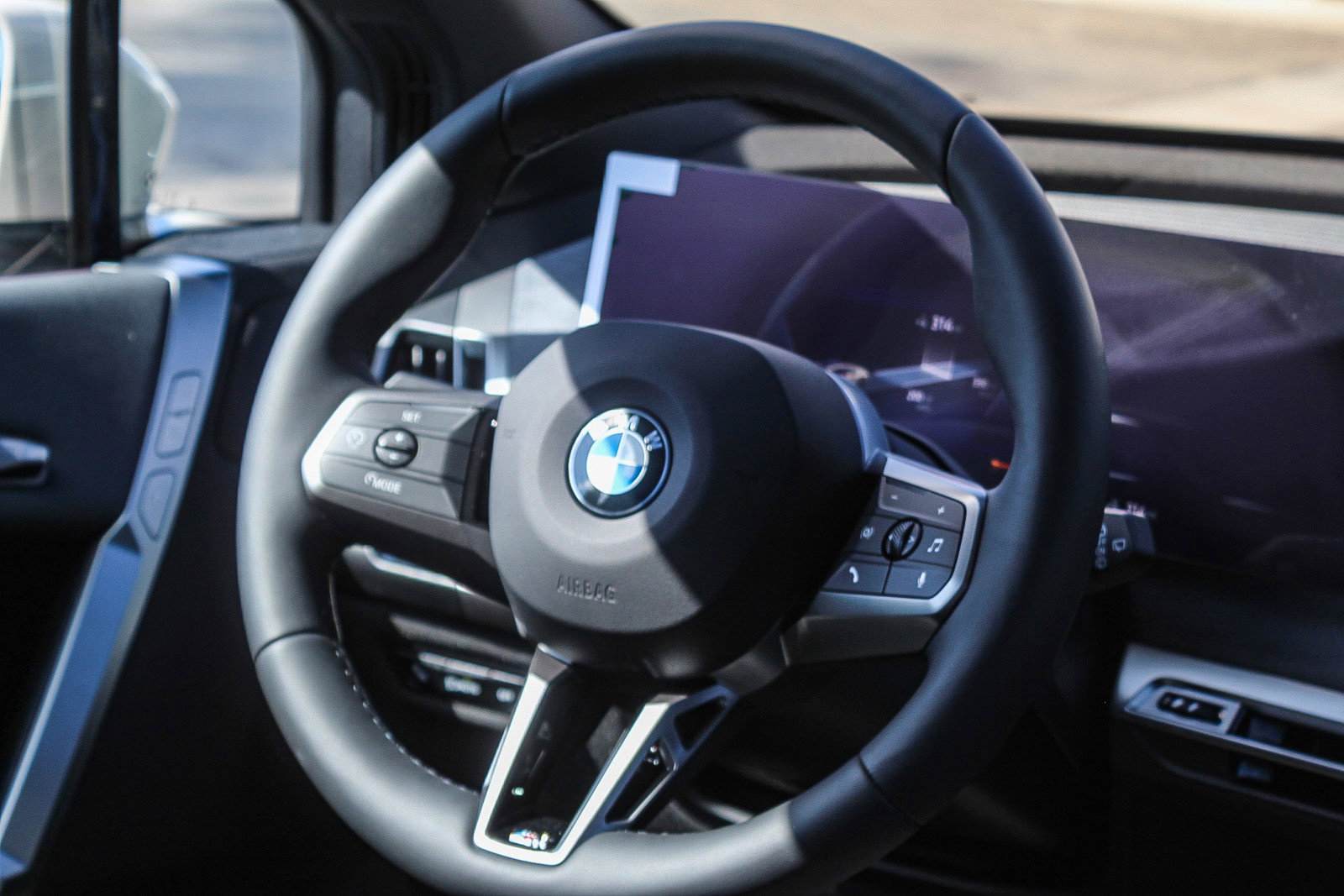 New 2026 BMW iX xDrive60 w/ M Sport Package image 15