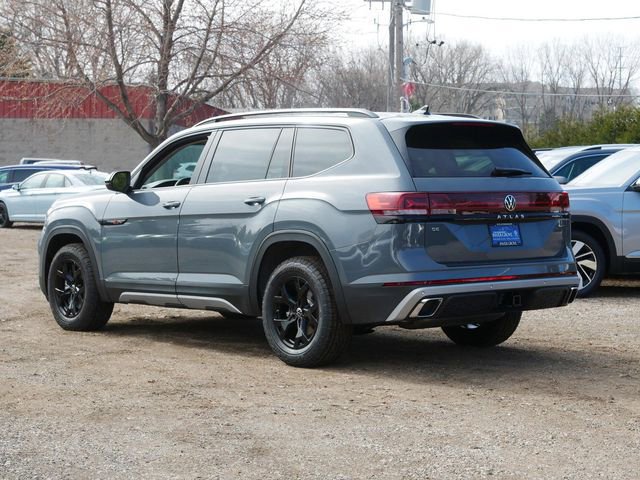 New 2026 Volkswagen Atlas Peak Edition image 3