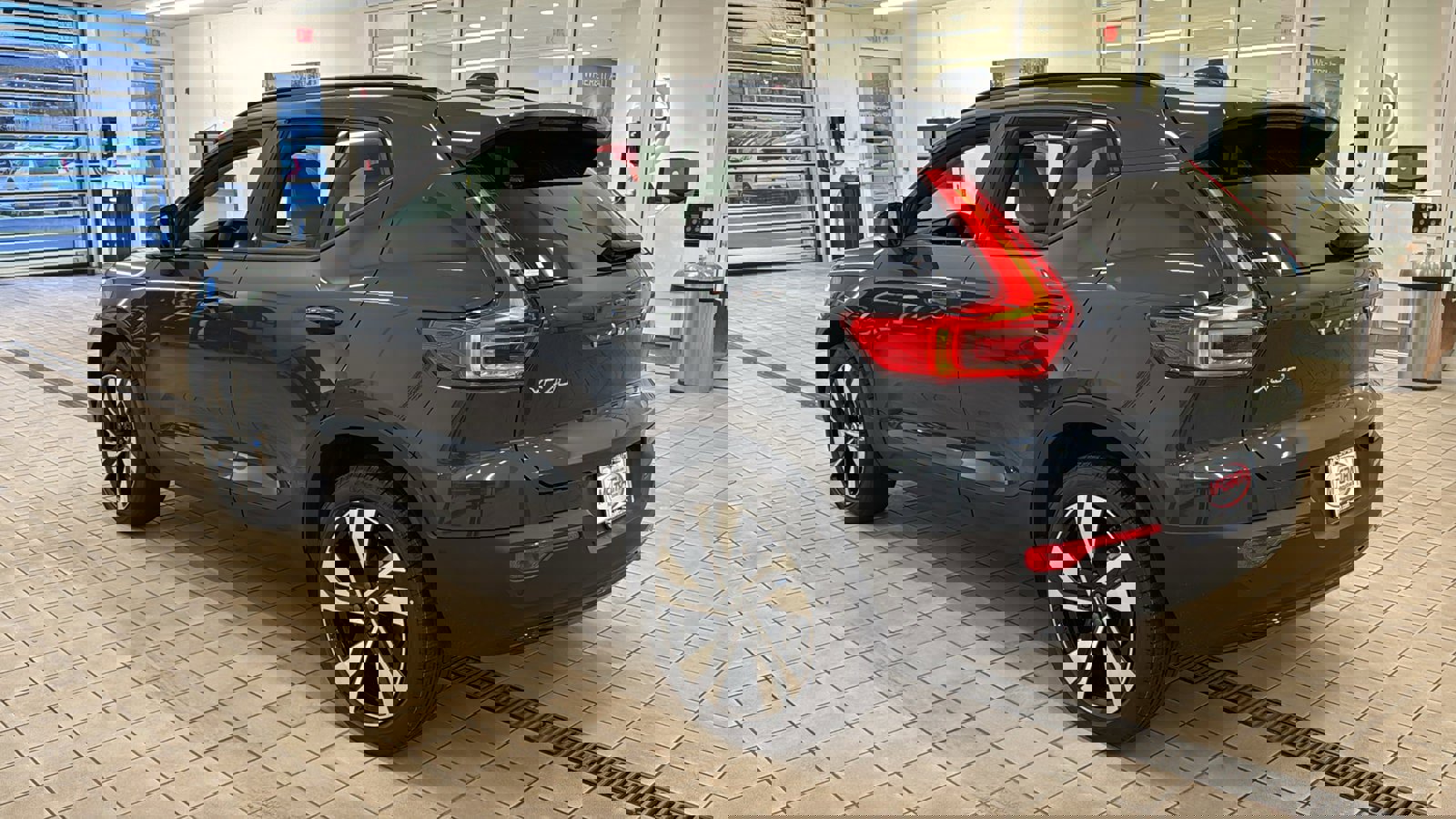 New 2026 Volvo XC40 B5 Plus w/ Climate Package image 7