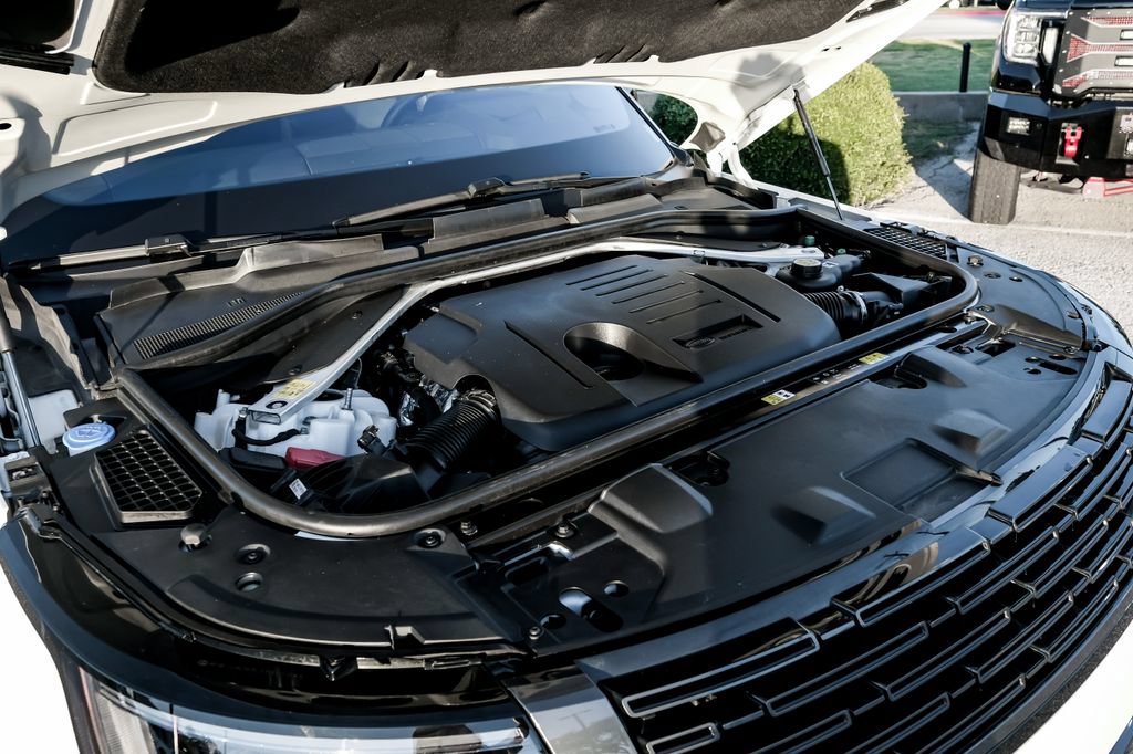 Used 2022 Land Rover Range Rover SE AWD/4WD image 47
