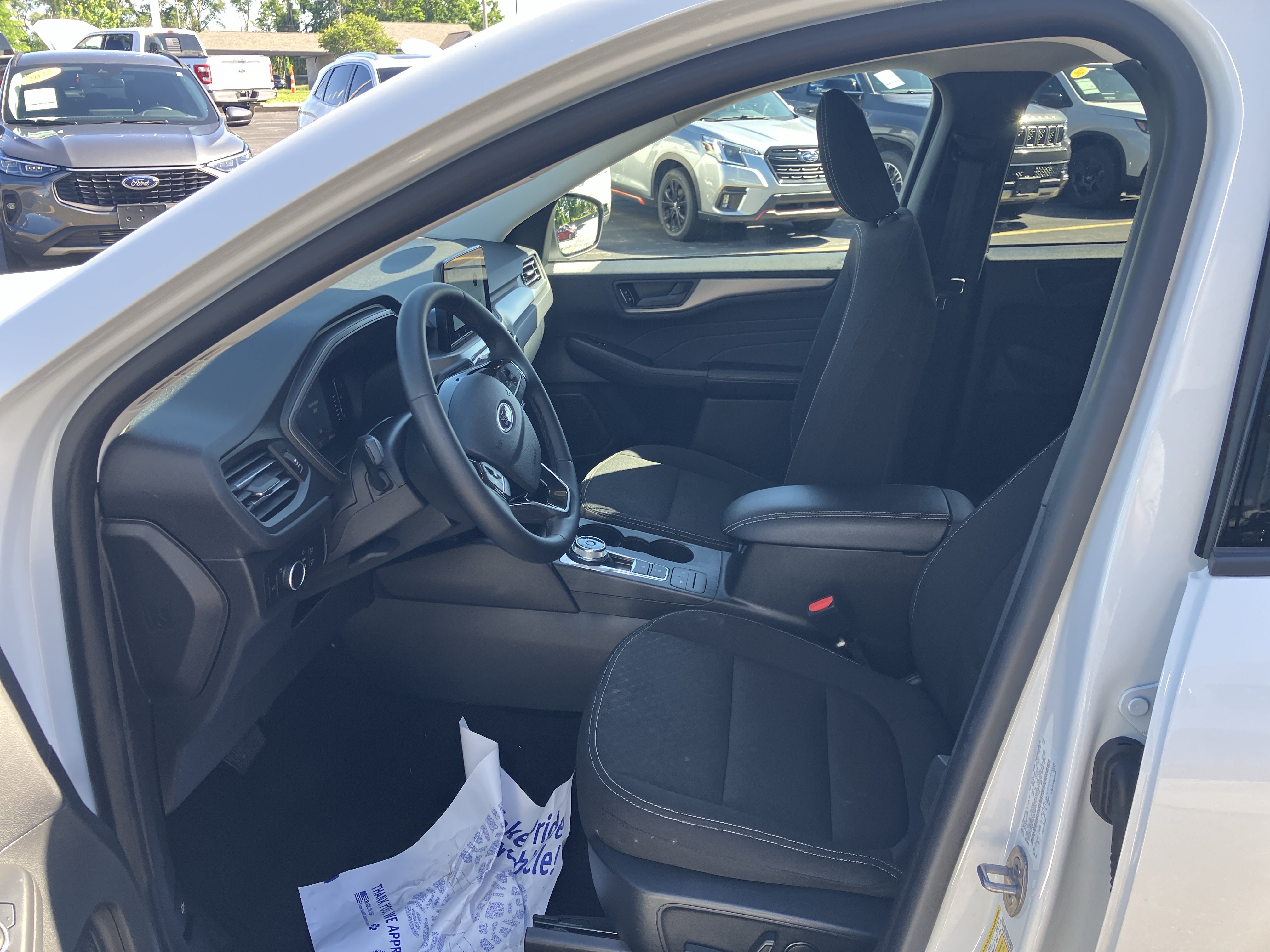 Used 2024 Ford Escape Active AWD/4WD image 21
