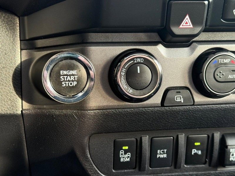 Used 2022 Toyota Tacoma TRD Sport w/ TRD Premium Sport Package image 20