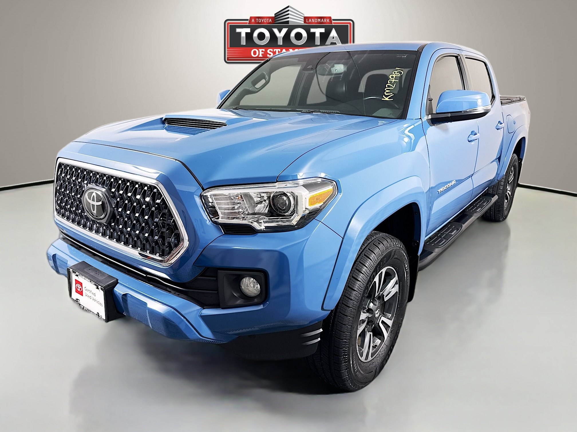Certified 2019 Toyota Tacoma TRD Sport AWD/4WD image 3