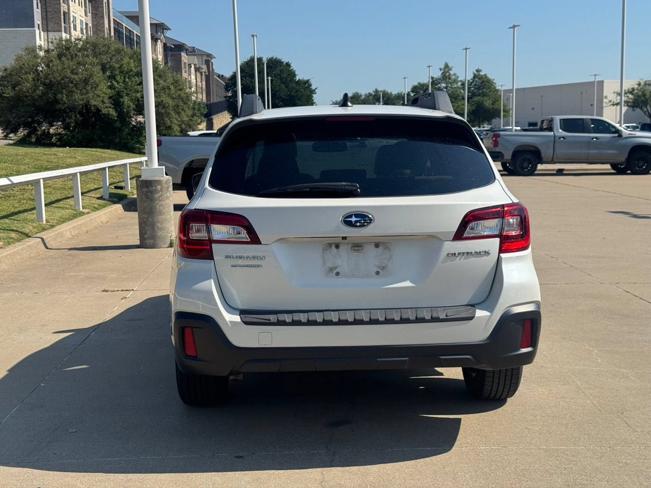 Used 2018 Subaru Outback 2.5i Premium AWD/4WD image 5