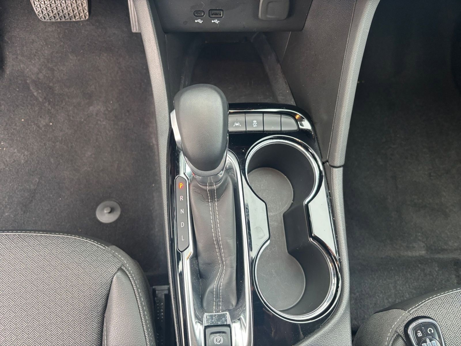 Used 2025 Buick Encore GX Preferred image 39