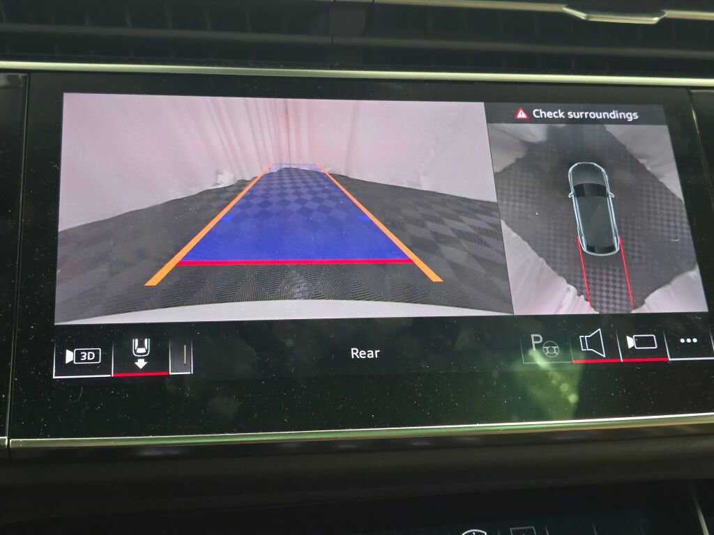 Used 2024 Audi Q8 Prestige w/ Prestige Package image 46