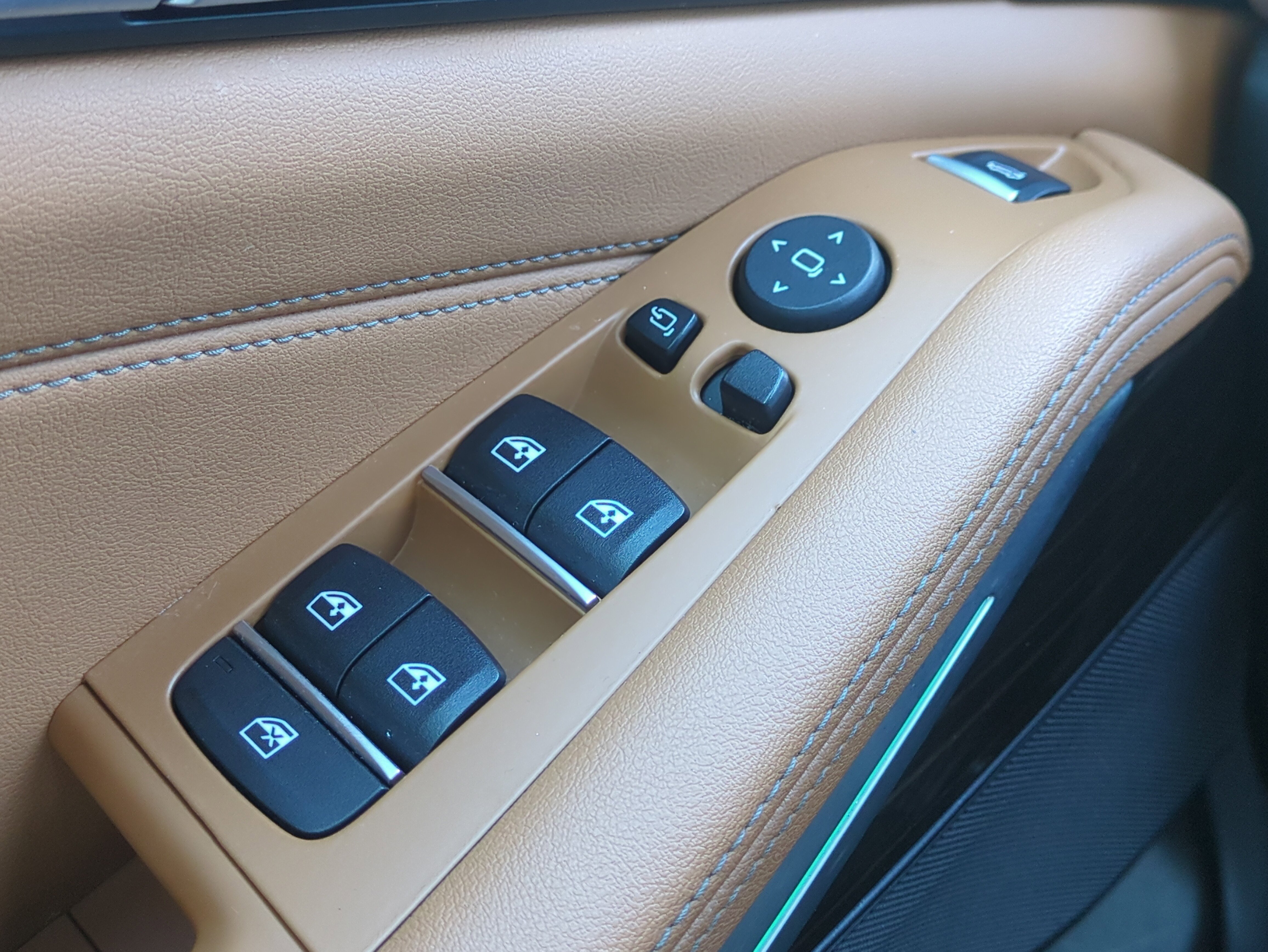 Used 2023 BMW X5 sDrive40i image 27