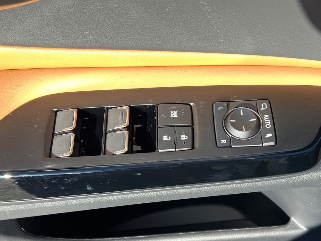 New 2025 Lexus ES 350 w/ Premium Package image 11