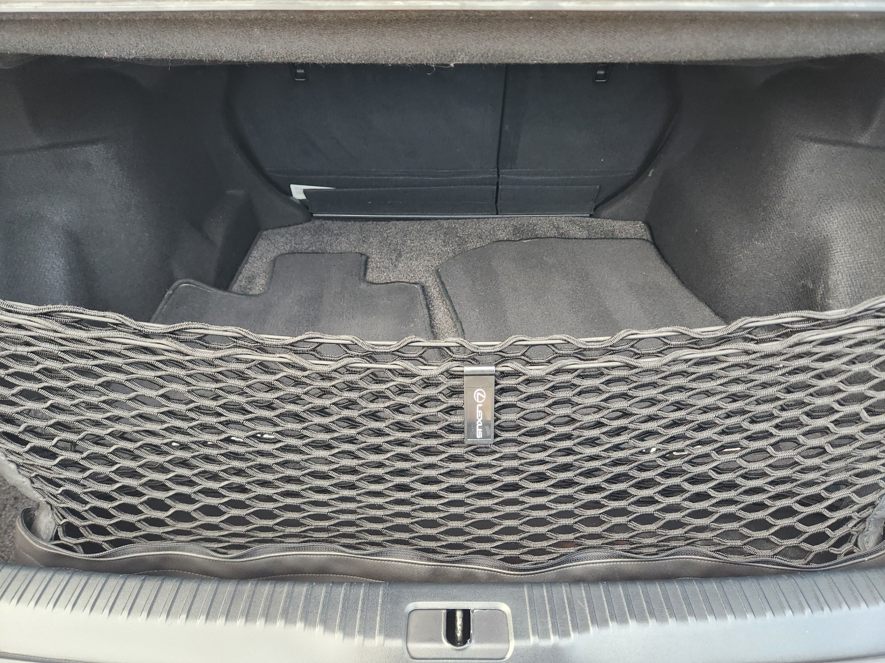 Used 2017 Lexus IS 200t RWD image 32