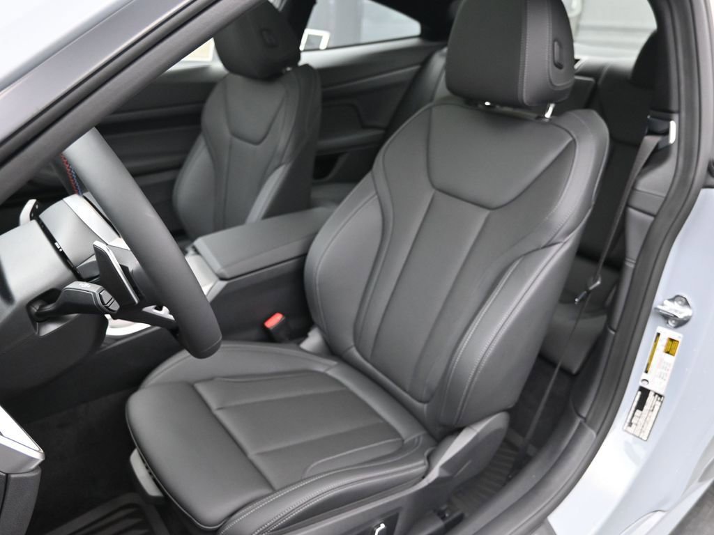 New 2026 BMW M440i Coupe w/ Premium Package RWD image 13