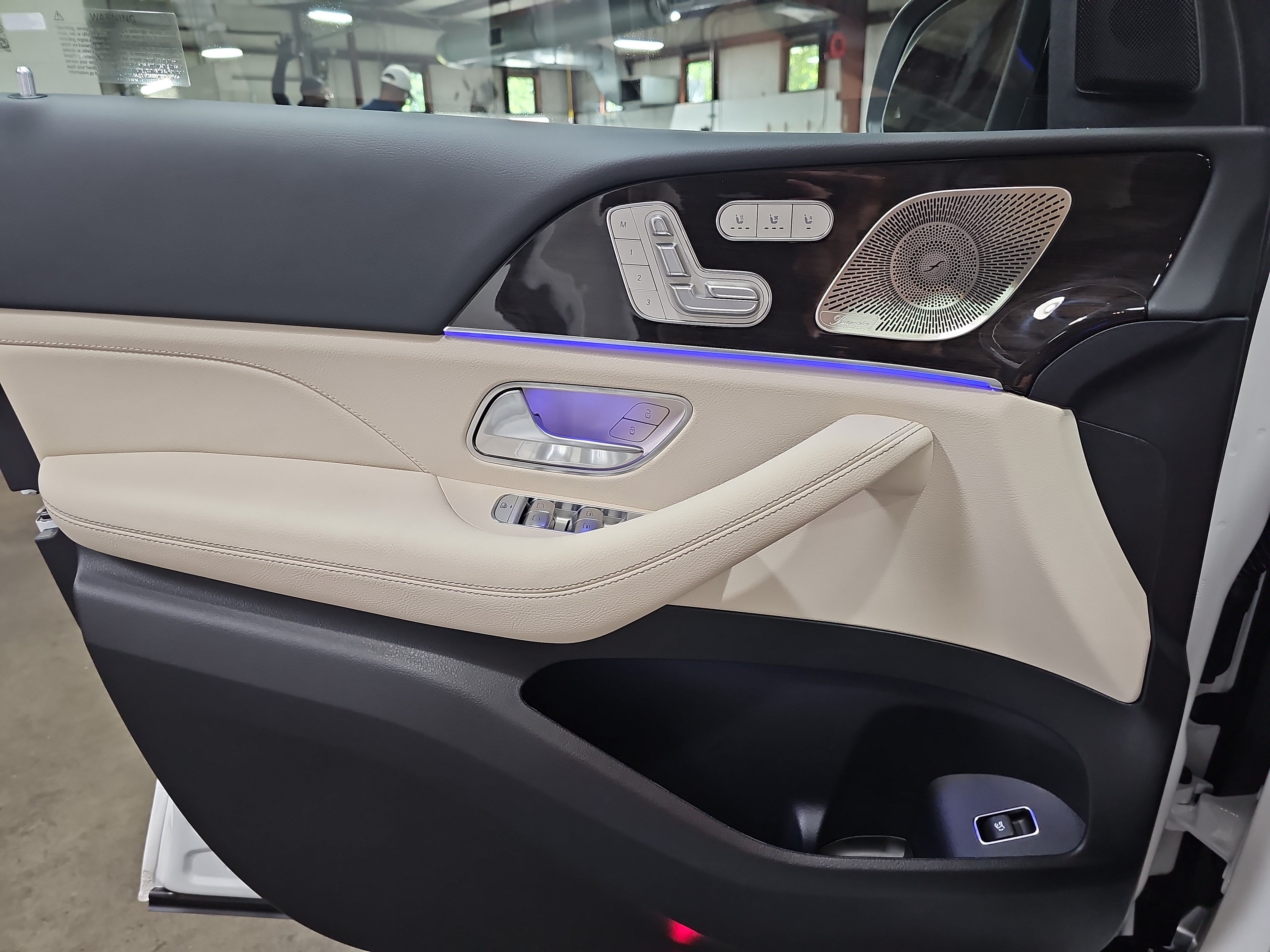 New 2026 Mercedes-Benz GLS 450 4MATIC image 29