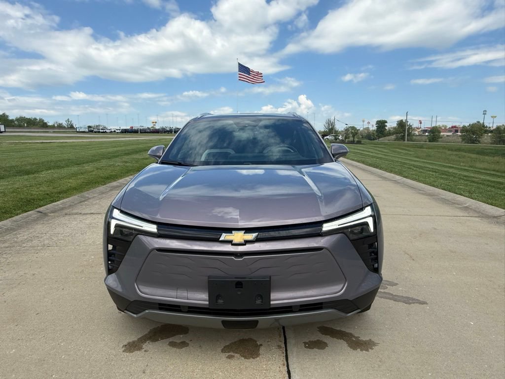 Used 2024 Chevrolet Blazer EV LT AWD/4WD image 10