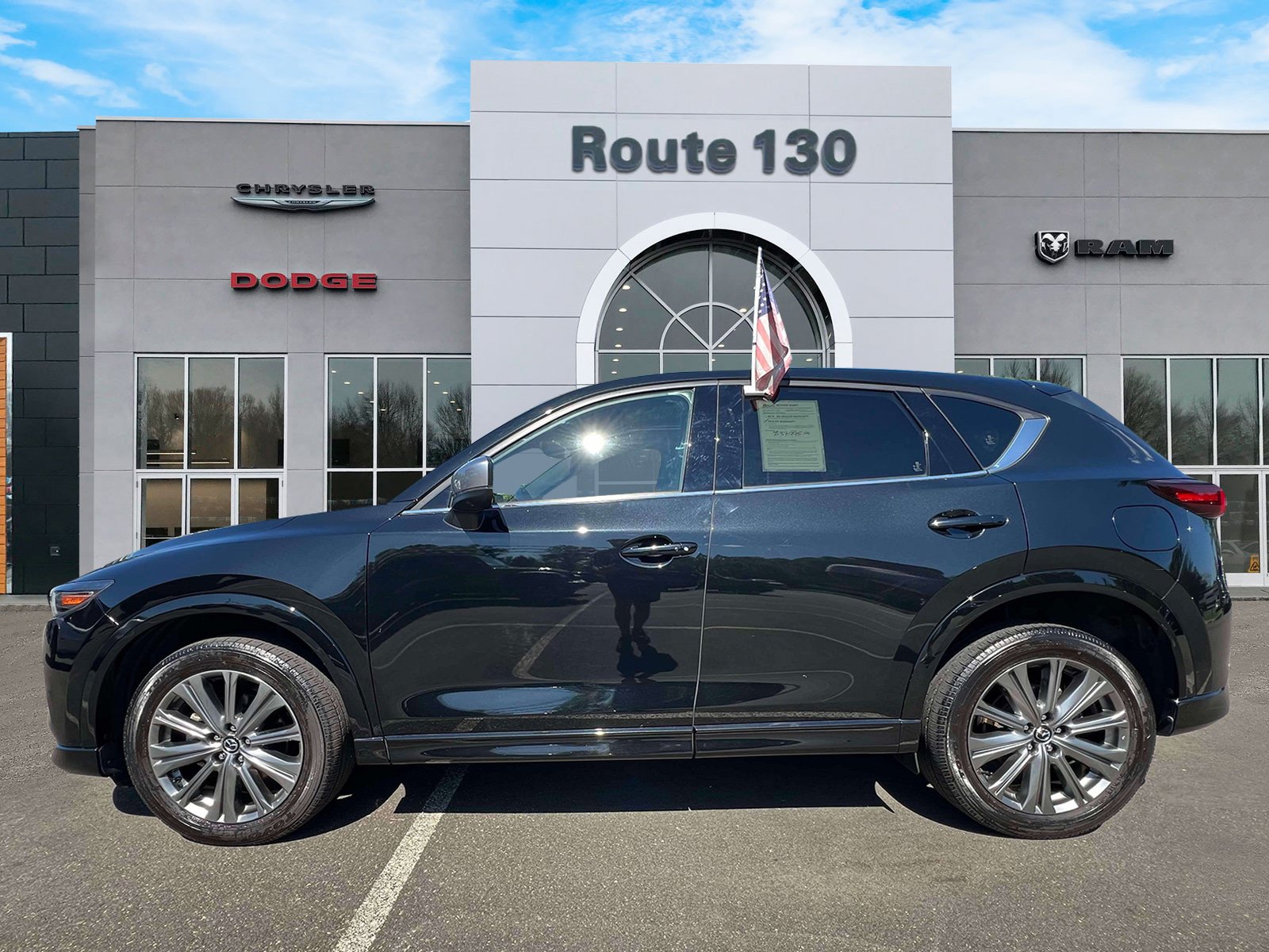 Used 2024 MAZDA CX-5 Signature AWD/4WD image 5