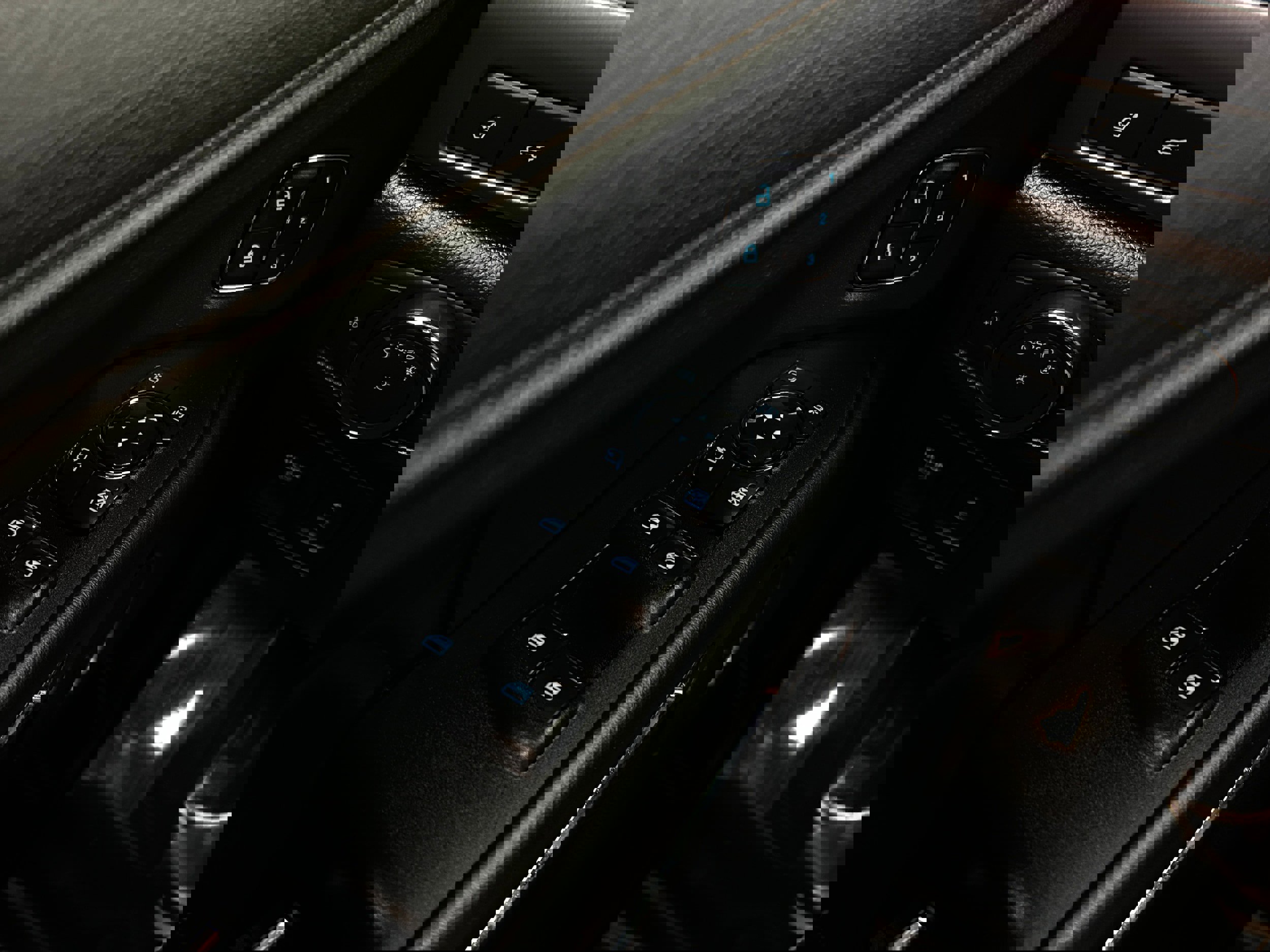 Used 2018 Ford Expedition Max Platinum image 25