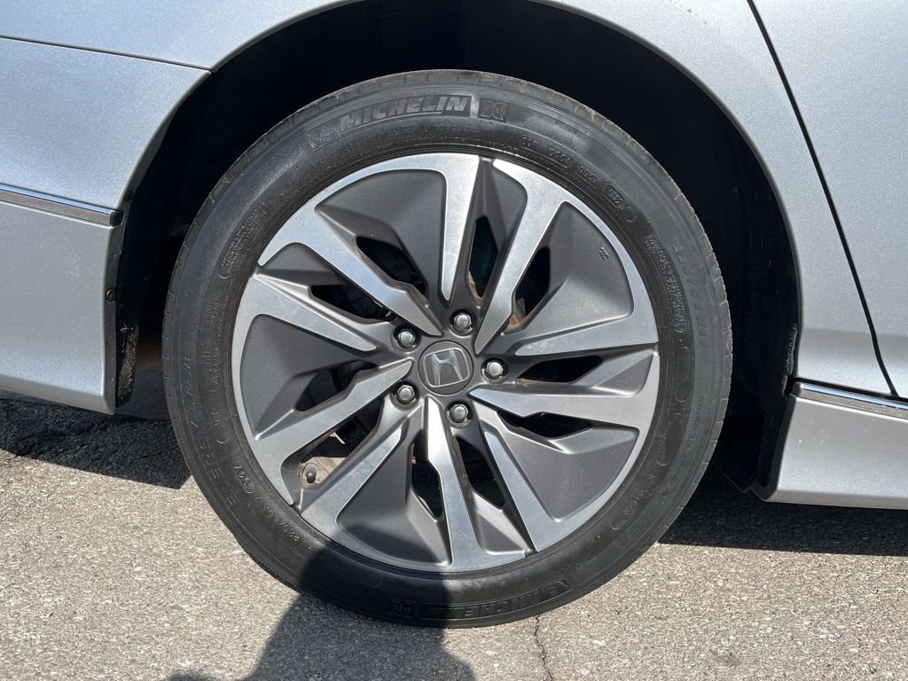 Used 2018 Honda Accord EX-L image 16