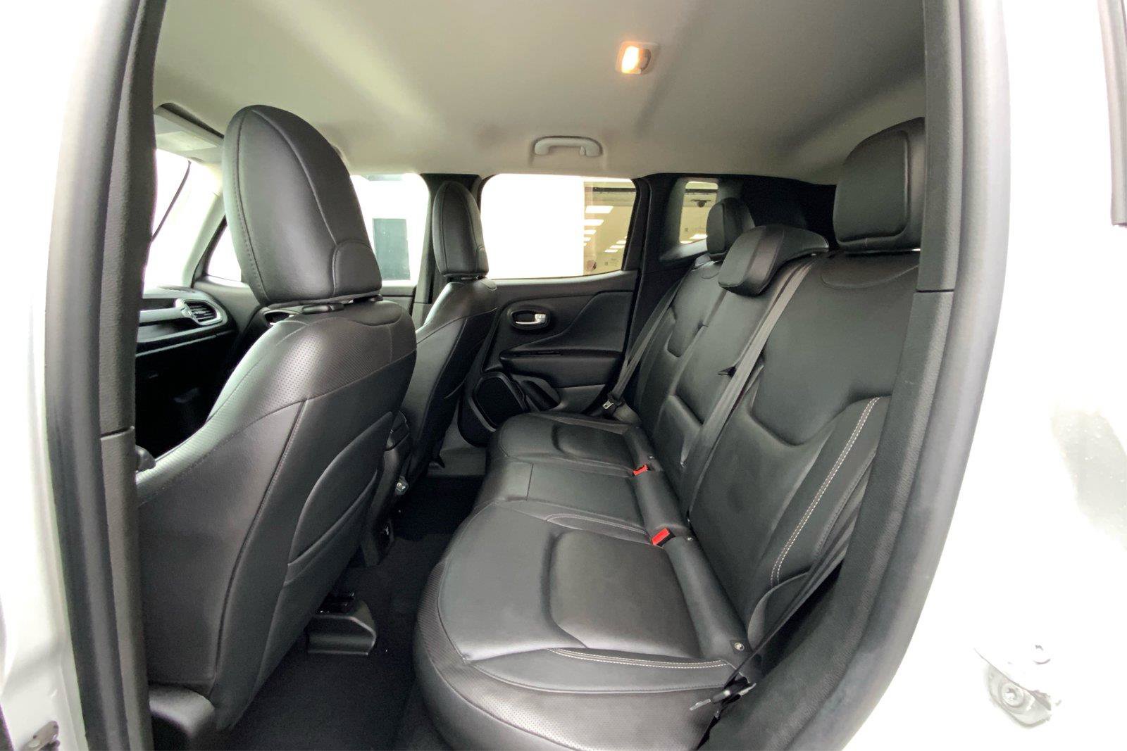 Used 2020 Jeep Renegade Limited AWD/4WD image 11