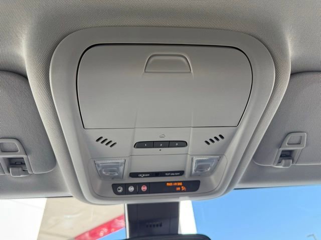 Used 2022 Chevrolet Equinox Premier image 20