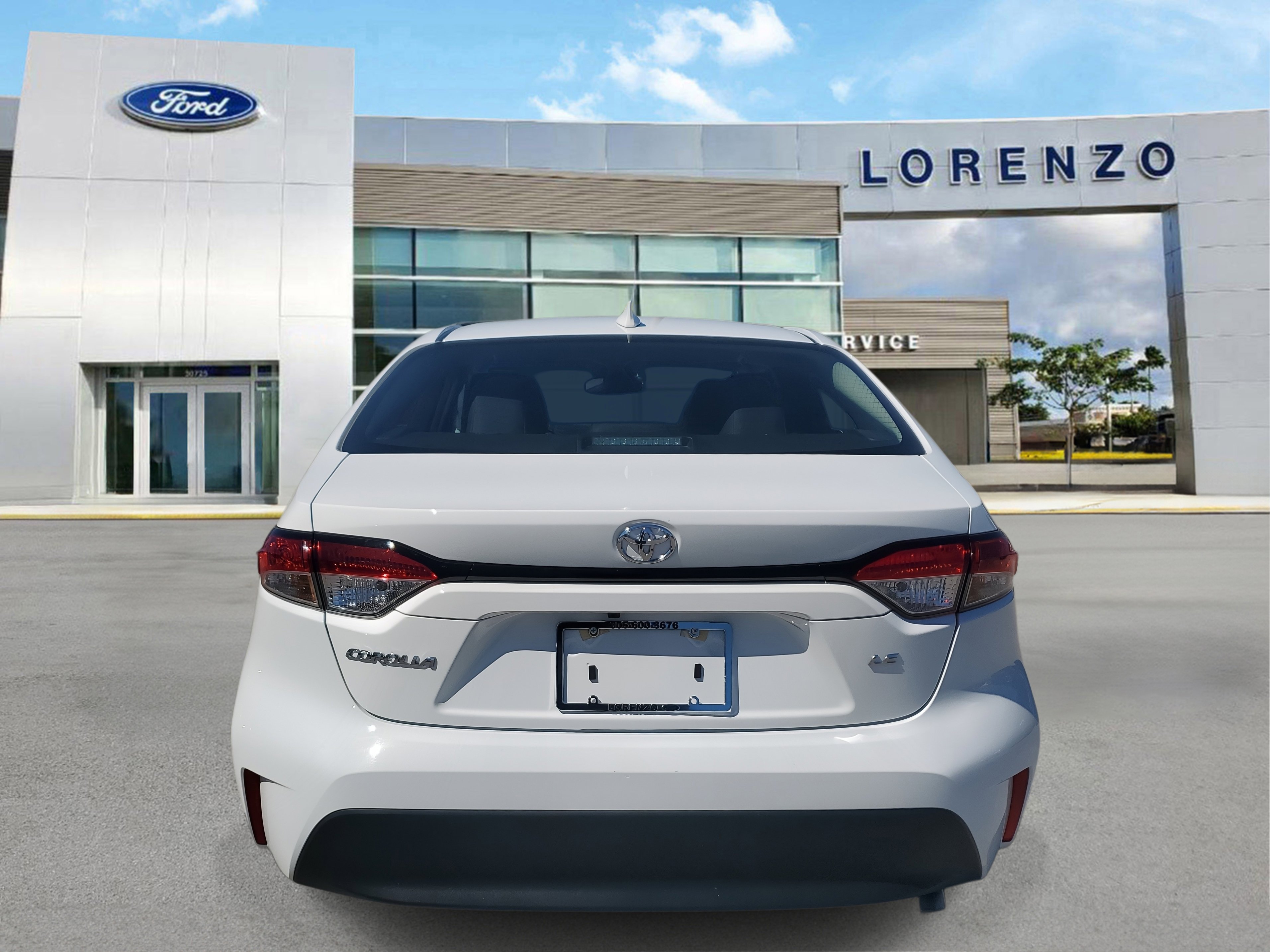 Used 2025 Toyota Corolla LE image 6