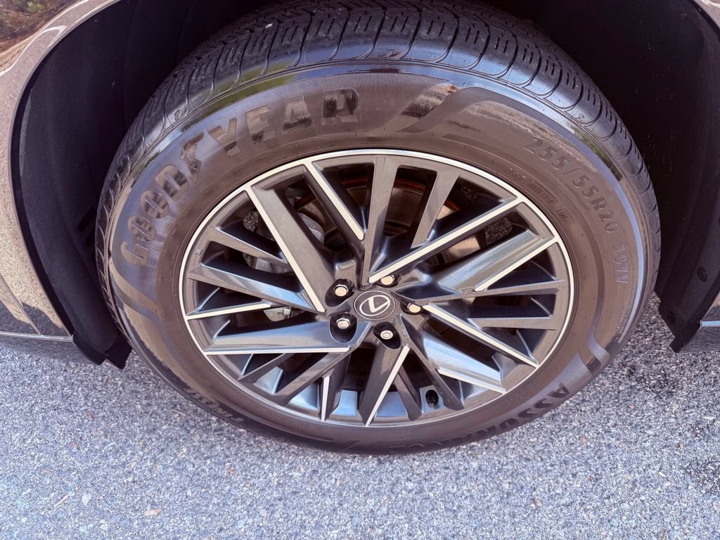 Certified 2025 Lexus TX 350 FWD w/ Technology Package image 18
