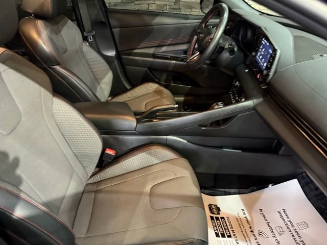 Used 2022 Hyundai Elantra N Line image 25