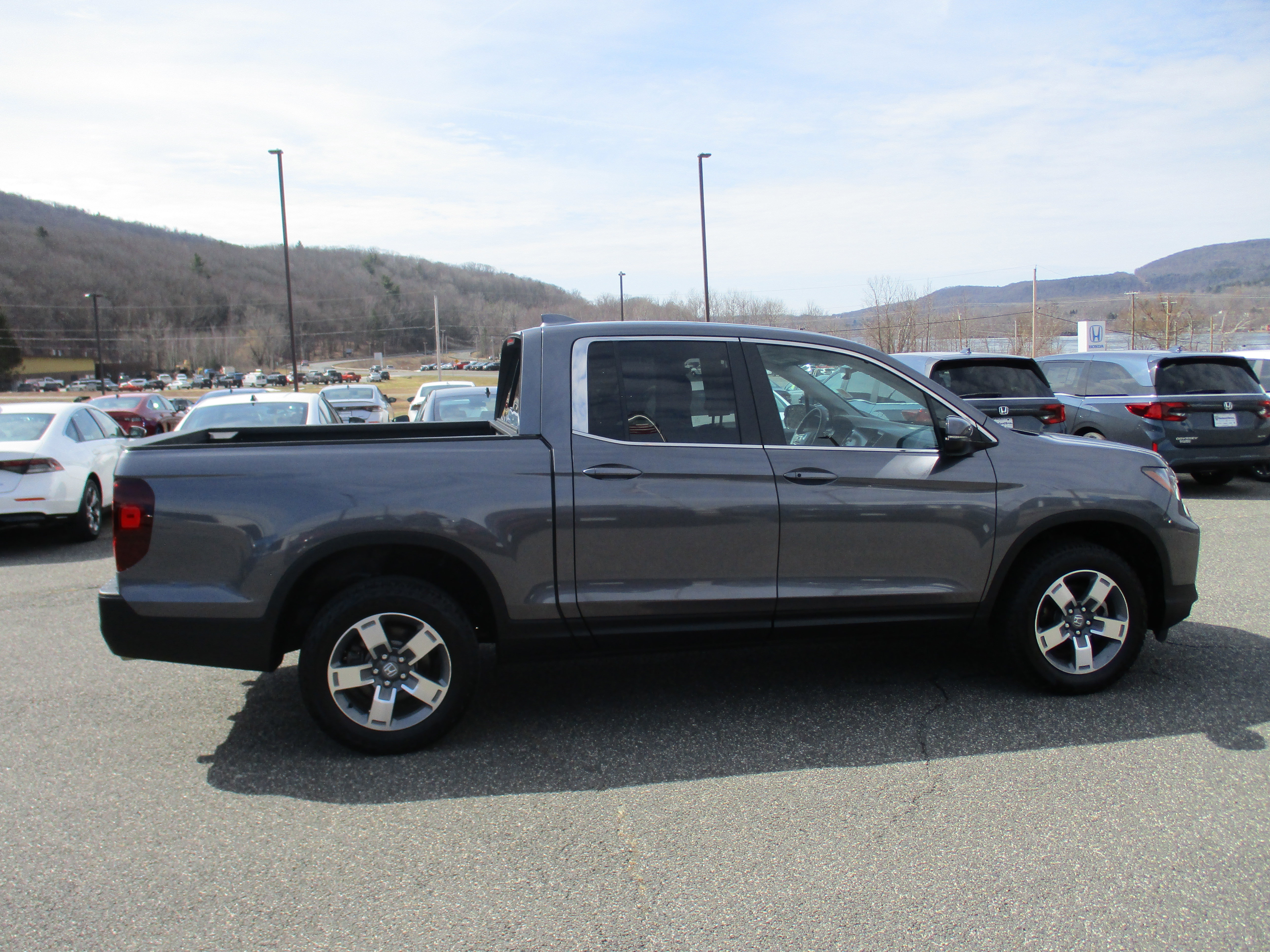 Certified 2024 Honda Ridgeline RTL image 4