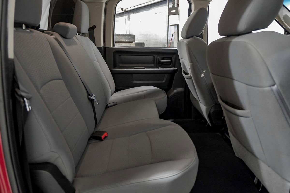 Used 2013 RAM 1500 Express RWD image 32