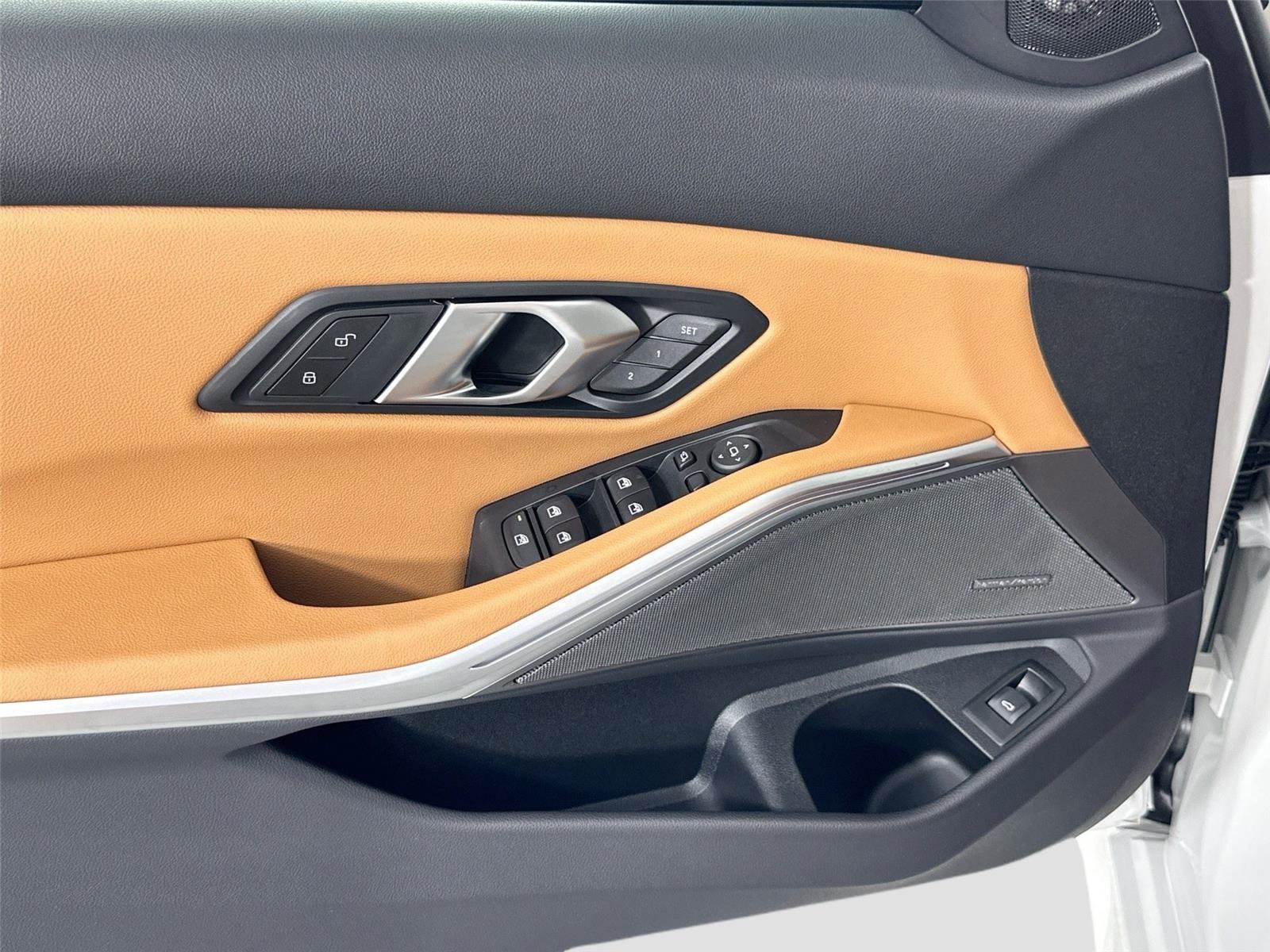 New 2025 BMW 330i Sedan w/ Premium Package RWD image 17