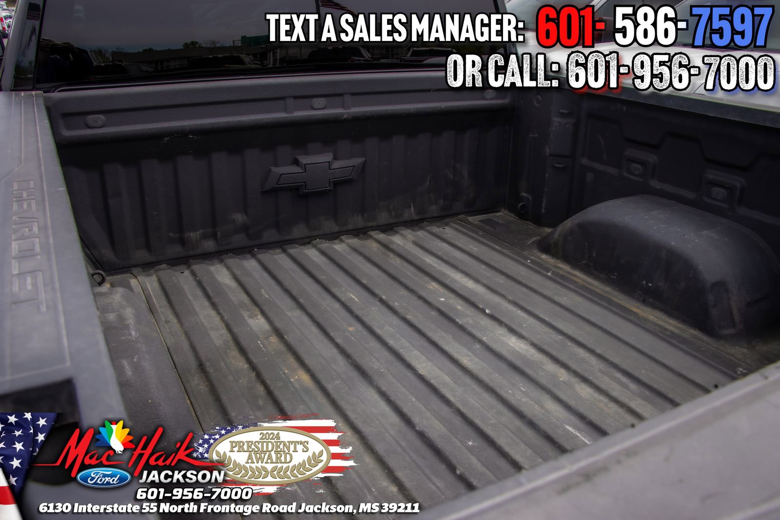 Used 2023 Chevrolet Silverado 1500 RST AWD/4WD image 9