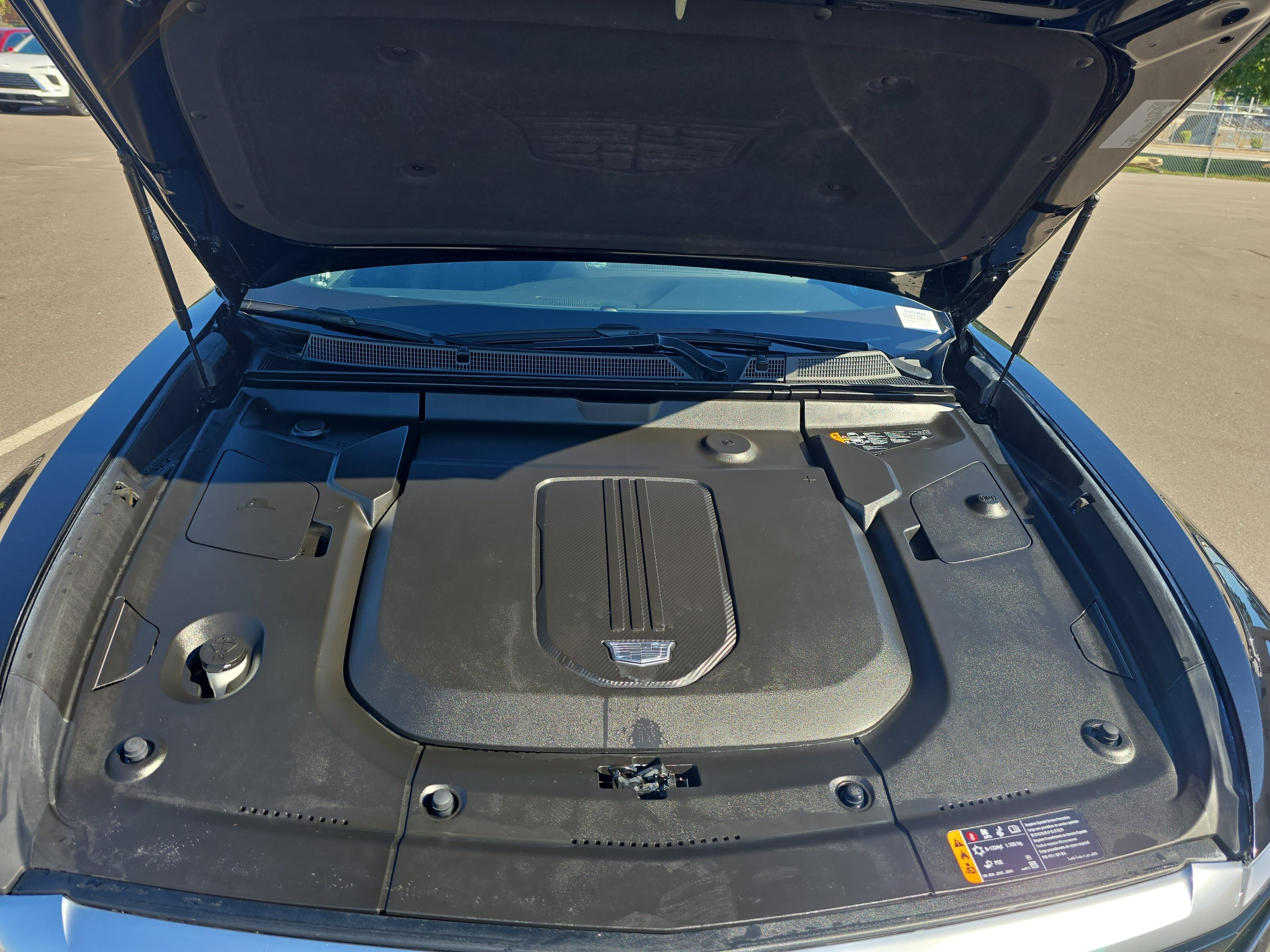 Certified 2024 Cadillac Lyriq Tech RWD image 30