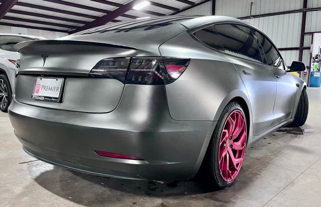 Used 2021 Tesla Model 3 Performance AWD/4WD image 3