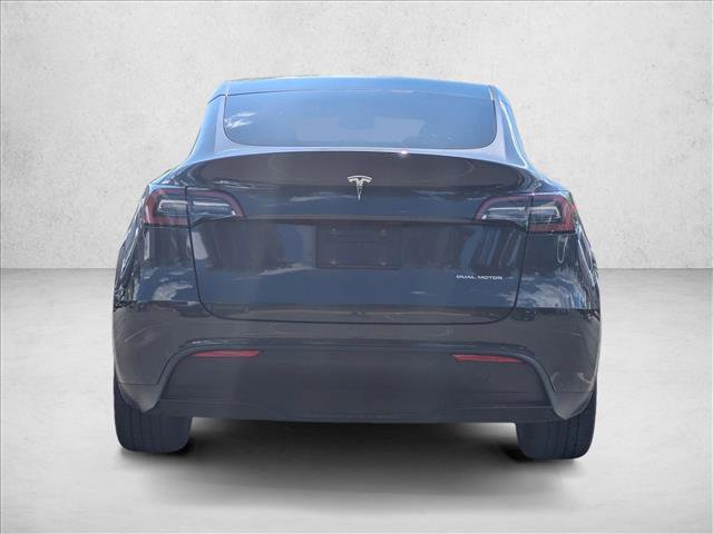 Used 2024 Tesla Model Y Long Range AWD/4WD image 6