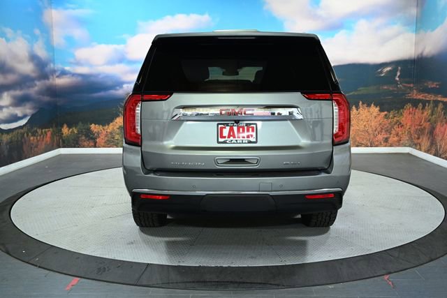 Used 2023 GMC Yukon XL SLT w/ SLT Luxury Package image 7