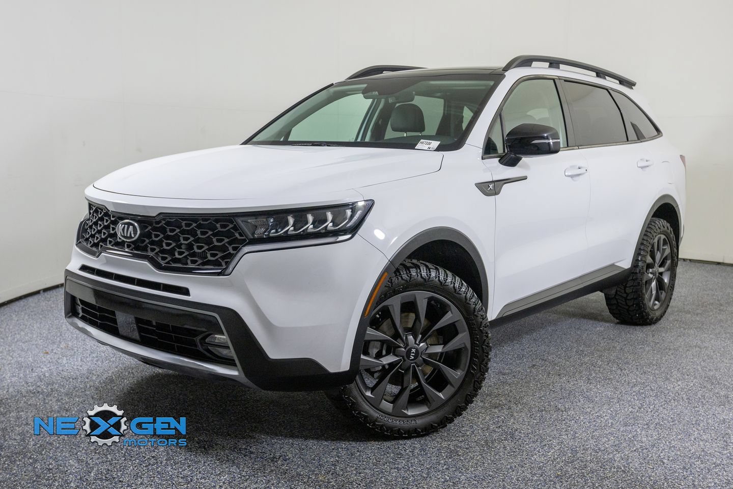 Used 2021 Kia Sorento EX w/ EX AWD X-Line Package image 3