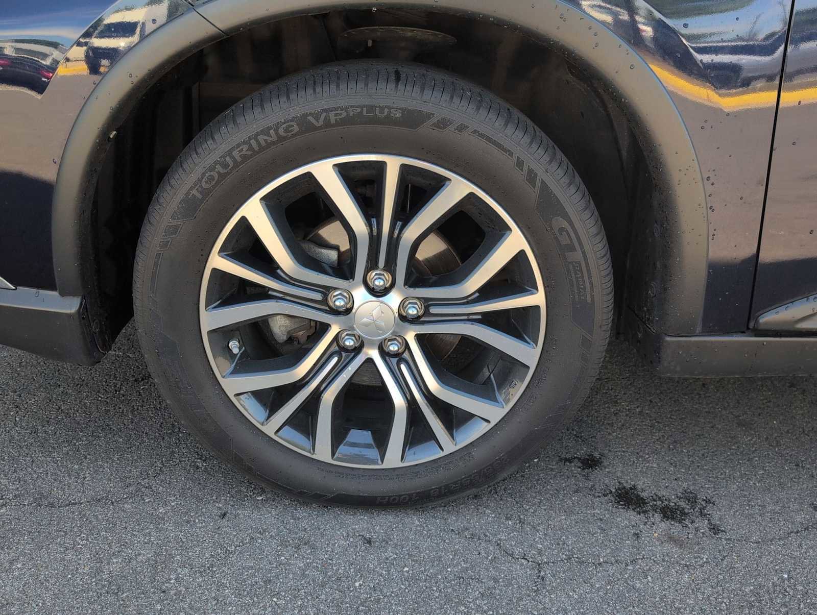 Used 2016 Mitsubishi Outlander SEL AWD/4WD image 14